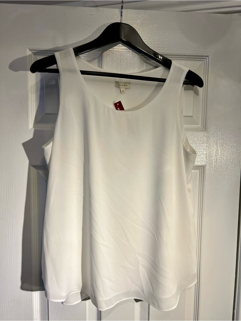 LAURA White Chiffon Scoop Neck Camisole